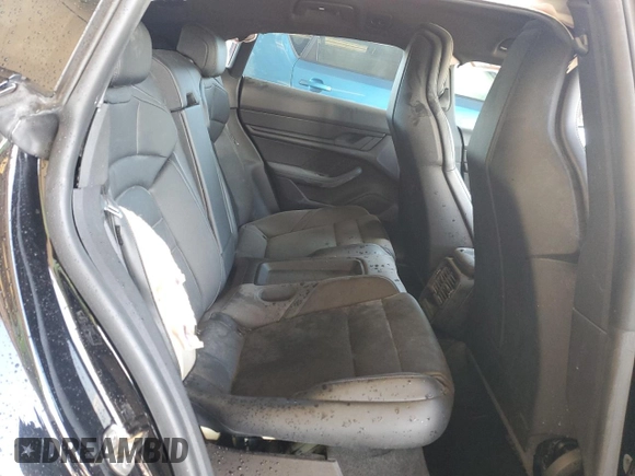 2022 Porsche Taycan 4 z VIN WP0BA2Y11NSA67171, wystawiony jako Copart lot #59885844 z przebiegiem 22 760 mil mil oraz Szkoda całkowita • Salvage title. Historia ofert i sprzedaży dostępna na DreamBid. Obrazek 10.