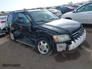 2007 Toyota Highlander w/3rd Row with VIN JTEDP21A970137377, listed as a IAAI auction lot 41365117 with 165,212 mi miles. Bid and sale history available at carsss.com. Image 1.