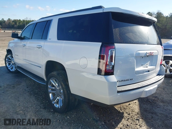 2017 GMC Yukon XL SLT z VIN 1GKS2GKC0HR207440, wystawiony jako IAAI lot #41715100 z przebiegiem 139 529 mil mil oraz . Historia ofert i sprzedaży dostępna na DreamBid. Obrazek 3.