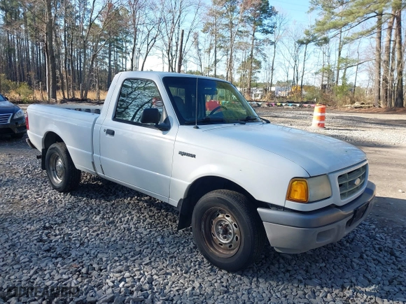2002 Ford Ranger XL with VIN 1FTYR10D92TA63357, listed as a IAAI auction lot 41776435 with 201,380 mi miles. Bid and sale history available at carsss.com. Image 1.