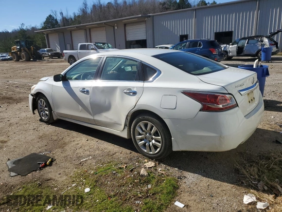 2015 Nissan Altima 2.5 S with VIN 1N4AL3AP0FN404121, listed as a Copart auction lot 88712545 with 165,575 mi miles and Salvage Title. Bid and sale history available at carsss.com. Image 2.