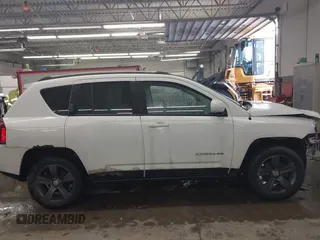 2016 Jeep Compass High Altitude Edition with VIN 1C4NJDEB6GD733760, listed as a IAAI auction lot 41667712 with 119,789 mi miles. Bid and sale history available at carsss.com. Image 14.