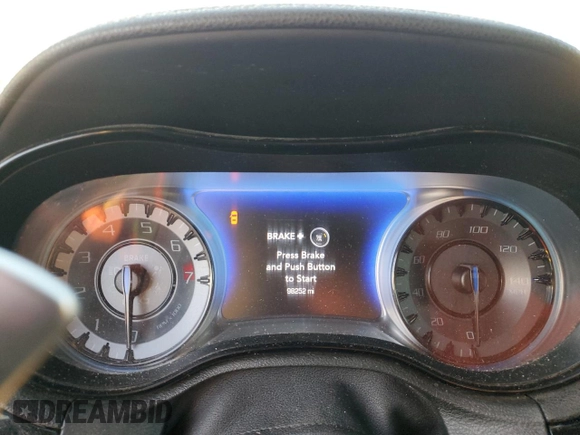 2020 Chrysler 300 S z VIN 2C3CCABG1LH255488, wystawiony jako Copart lot #83475054 z przebiegiem 98 252 mil mil oraz Szkoda całkowita • Salvage title. Historia ofert i sprzedaży dostępna na DreamBid. Obrazek 9.