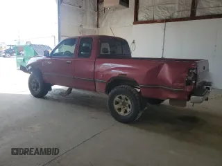 1997 Toyota T100 DX with VIN JT4UN22DXV0038731, listed as a Copart auction lot 52185665 with 268,281 mi miles and Salvage Title. Bid and sale history available at carsss.com. Image 2.