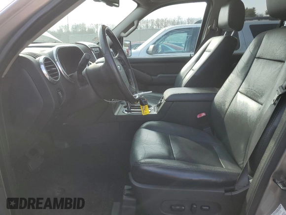2008 Ford Explorer Limited z VIN 1FMEU75808UA91448, wystawiony jako Copart lot #45898145 z przebiegiem 82 143 mil mil oraz Szkoda całkowita • Salvage title. Historia ofert i sprzedaży dostępna na DreamBid. Obrazek 7.