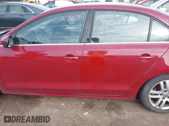 2017 Volkswagen Jetta S z VIN 3VW2B7AJ2HM314001, wystawiony jako IAAI lot #42602453 z przebiegiem 88 464 mil mil oraz . Historia ofert i sprzedaży dostępna na DreamBid. Obrazek 14.