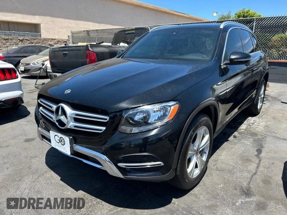 2018 Mercedes-Benz GLC 300 with VIN WDC0G4JB2JV024513, listed as a Copart auction lot 64325465 with 99,218 mi miles and Clean title. Bid and sale history available at DreamBid. Image 2.