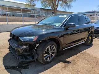 2021 Audi Q5 Premium Plus z VIN WA1BAAFY3M2002421, wystawiony jako Copart lot #53949285 z przebiegiem 43 636 mil mil oraz Szkoda całkowita • Salvage title. Historia ofert i sprzedaży dostępna na DreamBid. Obrazek 1.
