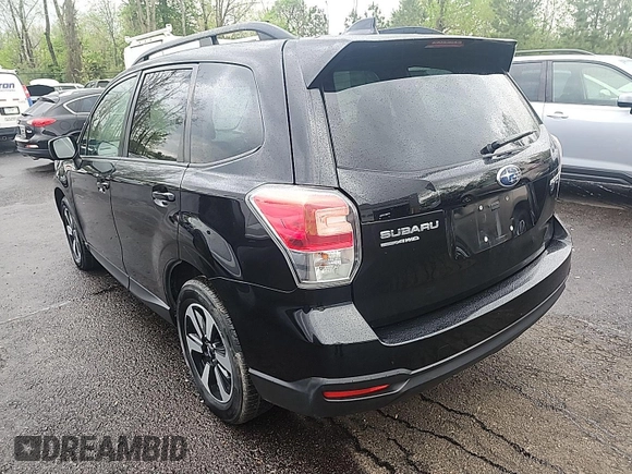 2018 Subaru Forester Premium with VIN JF2SJAGC5JH589028, listed as a IAAI auction lot 42182907 with 112,467 mi miles. Bid and sale history available at carsss.com. Image 1.