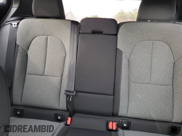 2024 Volvo XC40 Core Bright Theme с VIN YV4L12UK5R2334069, выставлен на аукционе Copart как лот 86729964 с пробегом 15 762 миль миль и Списание • Salvage title. История ставок и продаж доступна на DreamBid. Изображение 10.