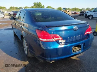 2007 Toyota Avalon XL with VIN 4T1BK36B57U241449, listed as a IAAI auction lot 42035298 with 199,662 mi miles. Bid and sale history available at carsss.com. Image 3.