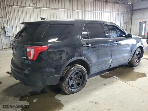2016 Ford Utility Police Interceptor with VIN 1FM5K8AT6GGB65457, listed as a Copart auction lot 48235605 with 104,513 mi miles and Salvage Title. Bid and sale history available at carsss.com. Image 3.
