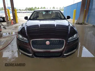 2018 Jaguar XF 25t Premium with VIN SAJBD4FX2JCY69919, listed as a Copart auction lot 65477933 with 17,344 mi miles. Bid and sale history available at carsss.com. Image 5.