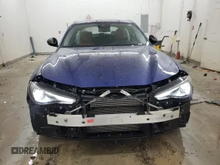 2020 Alfa Romeo Giulia with VIN ZARFAMAN1L7637425, listed as a Copart auction lot 48060025 with 31,083 mi miles and Clean title. Bid and sale history available at DreamBid. Image 5.