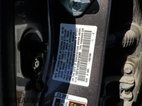 2009 Honda Civic LX z VIN 19XFA16559E016389, wystawiony jako Copart lot #53934915 z przebiegiem 112 966 mil mil oraz Szkoda całkowita • Salvage title. Historia ofert i sprzedaży dostępna na DreamBid. Obrazek 12.