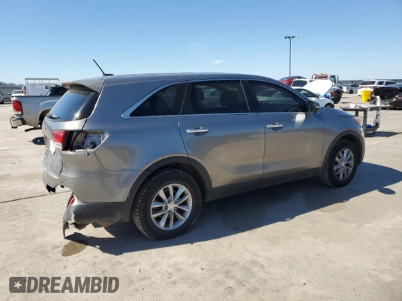2016 Kia Sorento LX with VIN 5XYPG4A32GG015033, listed as a Copart auction lot 45699595 with 146,825 mi miles and Salvage Title. Bid and sale history available at carsss.com. Image 3.