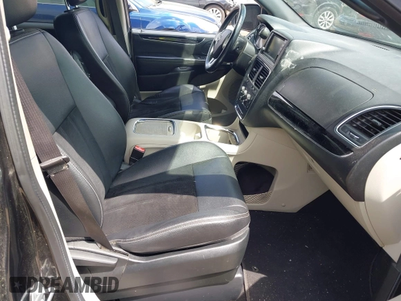 2018 Dodge Grand Caravan SXT with VIN 2C4RDGCG1JR324739, listed as a IAAI auction lot 42230796 with 197,584 mi miles and . Bid and sale history available at DreamBid. Image 5.