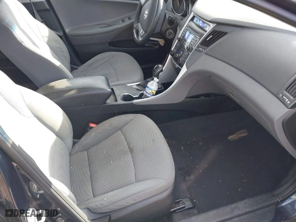 2011 Hyundai Sonata GLS PZEV with VIN 5NPEB4AC3BH212834, listed as a IAAI auction lot 41253992 with 159,026 mi miles. Bid and sale history available at carsss.com. Image 5.