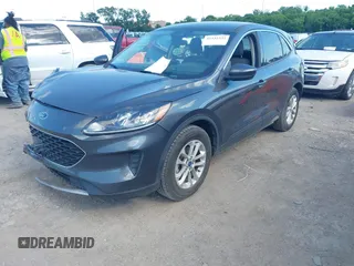 2020 Ford Escape SE z VIN 1FMCU0G63LUC26585, wystawiony jako IAAI lot #42332332 z przebiegiem 62 681 mil mil oraz . Historia ofert i sprzedaży dostępna na DreamBid. Obrazek 17.
