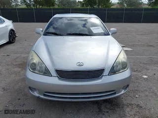 2006 Lexus ES 330 with VIN JTHBA30G665155053, listed as a IAAI auction lot 41961067 with 71,944 mi miles. Bid and sale history available at carsss.com. Image 12.