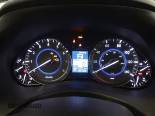 2017 Infiniti QX80 z VIN JN8AZ2NC9H9430498, wystawiony jako IAAI lot #41579847 z przebiegiem 133 321 mil mil oraz . Historia ofert i sprzedaży dostępna na DreamBid. Obrazek 7.