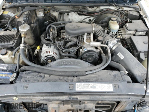 2000 GMC Jimmy Diamond Edition Luxury with VIN 1GKDT13W4Y2277222, listed as a Copart auction lot 51162135 with 158,699 mi miles and Salvage Title. Bid and sale history available at carsss.com. Image 11.