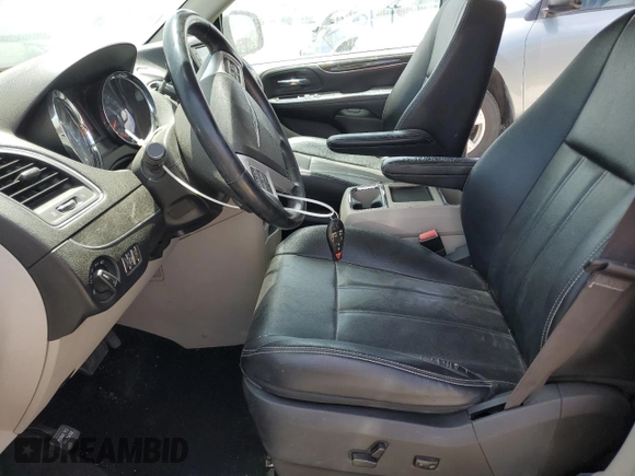 2014 Chrysler Town & Country Touring with VIN 2C4RC1BG0ER434298, listed as a Copart auction lot 55850755 with 176,453 mi miles and Clean Title. Bid and sale history available at DreamBid. Image 7.