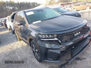 2022 Kia Sorento S with VIN 5XYRL4LC7NG151222, listed as a IAAI auction lot 41804977 with 17,052 mi miles. Bid and sale history available at carsss.com. Image 1.