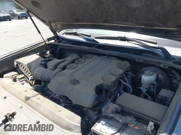 2020 Toyota 4Runner SR5 with VIN JTEZU5JRXL5219668, listed as a IAAI auction lot 42328511 with 99,970 mi miles and . Bid and sale history available at DreamBid. Image 10.