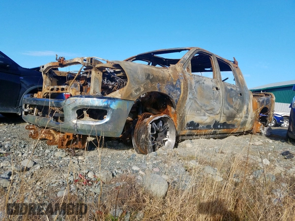 2019 Ram 2500 Limited z VIN 3C6UR5TL1KG516478, wystawiony jako Copart lot #66009642 z przebiegiem Nie podano mil oraz Nie do naprawy • Non repairable. Historia ofert i sprzedaży dostępna na DreamBid. Obrazek 2.