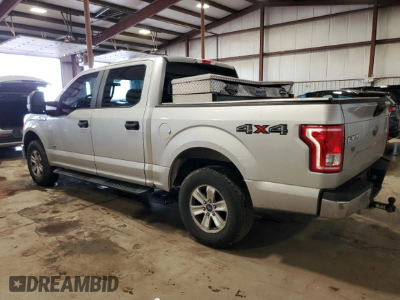 2015 Ford F-150 XLT with VIN 1FTEW1EP3FFC10534, listed as a Copart auction lot 45392165 with 159,633 mi miles and Salvage Title. Bid and sale history available at carsss.com. Image 2.