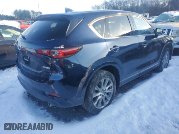 2025 Mazda CX-5 2.5 S Premium Plus Package with VIN JM3KFBEM3S0549118, listed as a Copart auction lot 43391455 with 3,141 mi miles and Salvage Title. Bid and sale history available at carsss.com. Image 3.