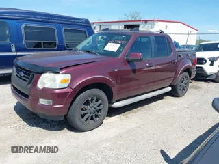 2007 Ford Explorer Sport Trac Limited z VIN 1FMEU53857UA51632, wystawiony jako IAAI lot #42128687 z przebiegiem 420 334 mil mil oraz . Historia ofert i sprzedaży dostępna na DreamBid. Obrazek 2.