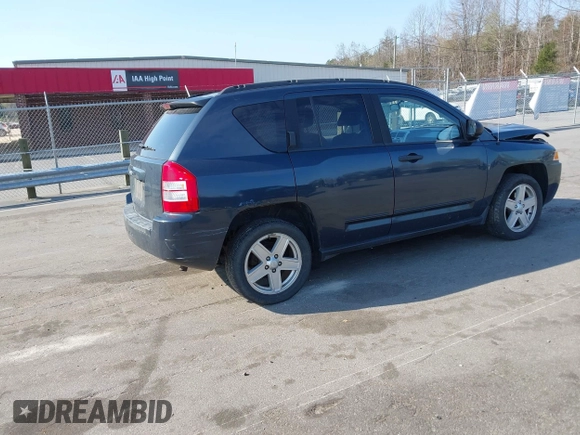 2008 Jeep Compass Sport with VIN 1J8FF47W68D758903, listed as a IAAI auction lot 41904401 with 154,016 mi miles. Bid and sale history available at carsss.com. Image 4.