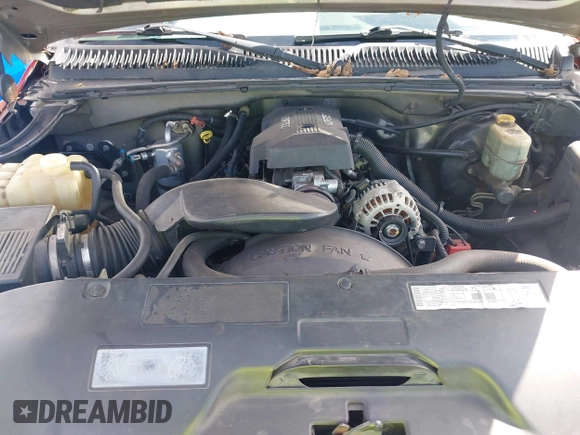 2000 GMC New Sierra 1500 SL with VIN 2GTEC19V2Y1392769, listed as a IAAI auction lot 41748036 with 315,906 mi miles. Bid and sale history available at carsss.com. Image 10.