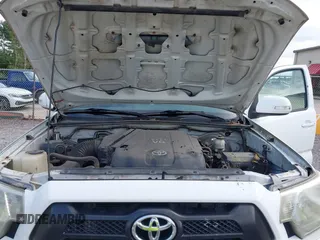2013 Toyota Tacoma PreRunner z VIN 5TFKU4HN6DX003129, wystawiony jako IAAI lot #42190939 z przebiegiem 206 404 mil mil oraz . Historia ofert i sprzedaży dostępna na DreamBid. Obrazek 10.