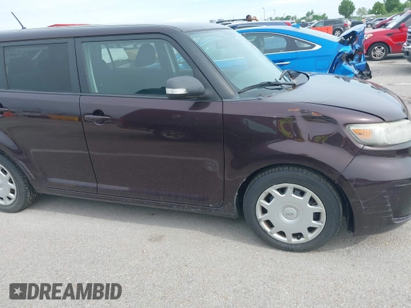 2008 Scion xB with VIN JTLKE50E181004846, listed as a IAAI auction lot 42180821 with 110,142 mi miles. Bid and sale history available at carsss.com. Image 6.