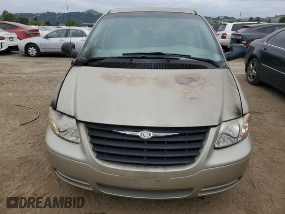 2006 Chrysler Town & Country with VIN 1A4GP45R56B594911, listed as a Copart auction lot 54629835 with Not Provided miles and Salvage Title. Bid and sale history available at DreamBid. Image 5.