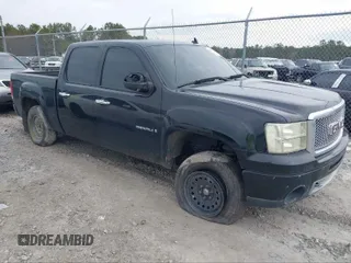 2008 GMC Sierra Denali z VIN 2GTEK638681194151, wystawiony jako IAAI lot #41613870 z przebiegiem 148 503 mil mil oraz . Historia ofert i sprzedaży dostępna na DreamBid. Obrazek 1.