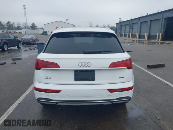 2021 Audi Q5 Premium Plus z VIN WA1BAAFY8M2077292, wystawiony jako IAAI lot #41663216 z przebiegiem 35 378 mil mil oraz . Historia ofert i sprzedaży dostępna na DreamBid. Obrazek 17.