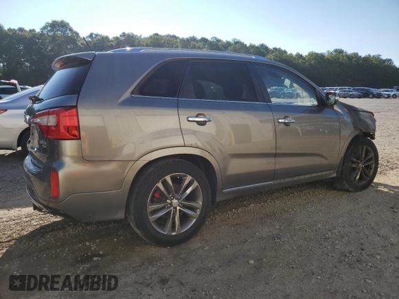 2014 Kia Sorento SX Limited with VIN 5XYKW4A79EG484147, listed as a Copart auction lot 67892894 with Not Provided miles and Non Repairable. Bid and sale history available at carsss.com. Image 3.