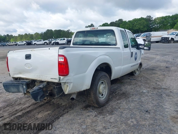 2012 Ford F-250 XL with VIN 1FT7X2B67CEC99355, listed as a IAAI auction lot 42014933 with 91,157 mi miles and . Bid and sale history available at DreamBid. Image 4.