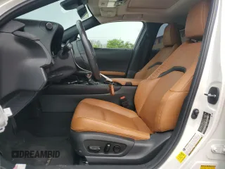 2021 Lexus UX 250h z VIN JTHP9JBH8M2048836, wystawiony jako Copart lot #63264695 z przebiegiem 23 280 mil mil oraz Szkoda całkowita • Salvage title. Historia ofert i sprzedaży dostępna na DreamBid. Obrazek 7.