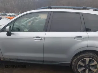 2017 Subaru Forester Premium with VIN JF2SJAEC3HH556462, listed as a IAAI auction lot 41160065 with 96,747 mi miles. Bid and sale history available at carsss.com. Image 15.