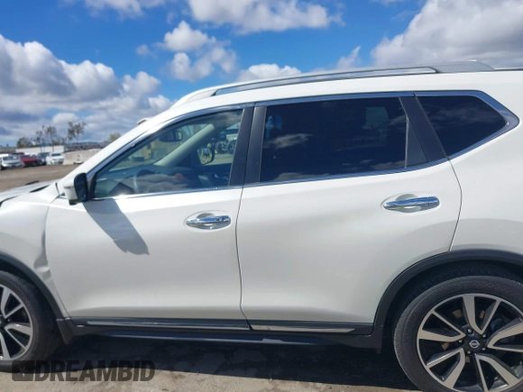 2019 Nissan Rogue SL with VIN 5N1AT2MT2KC794816, listed as a IAAI auction lot 41784087 with 50,655 mi miles and . Bid and sale history available at DreamBid. Image 14.