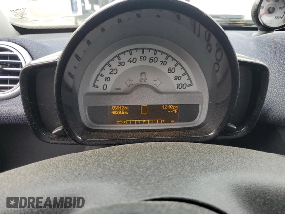 2015 Smart fortwo Passion with VIN WMEEJ9AA5FK831751, listed as a Copart auction lot 58025575 with 55,512 mi miles and Salvage title. Bid and sale history available at DreamBid. Image 9.