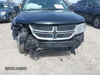 2018 Dodge Journey SXT z VIN 3C4PDDBG9JT301259, wystawiony jako IAAI lot #41850079 z przebiegiem 139 201 mil mil oraz . Historia ofert i sprzedaży dostępna na DreamBid. Obrazek 6.