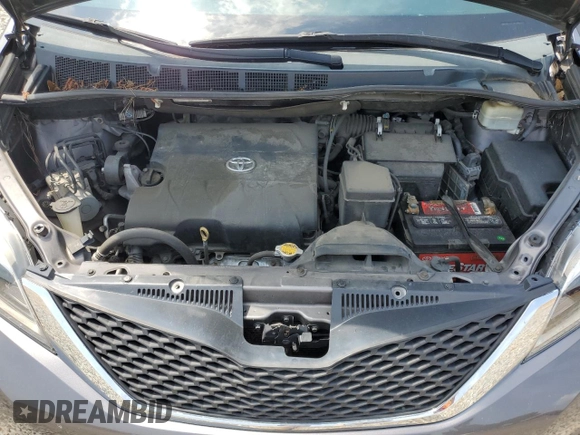 2016 Toyota Sienna SE z VIN 5TDXK3DC4GS720388, wystawiony jako Copart lot #60211685 z przebiegiem 191 729 mil mil oraz Szkoda całkowita • Salvage title. Historia ofert i sprzedaży dostępna na DreamBid. Obrazek 12.