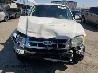 2012 Ford Escape XLS z VIN 1FMCU0C76CKB12316, wystawiony jako Copart lot #65011265 z przebiegiem 139 992 mil mil oraz Szkoda całkowita • Salvage title. Historia ofert i sprzedaży dostępna na DreamBid. Obrazek 5.