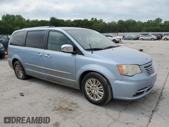 2012 Chrysler Town & Country Limited z VIN 2C4RC1GGXCR394219, wystawiony jako Copart lot #57032565 z przebiegiem Nie podano mil oraz Szkoda całkowita • Salvage title. Historia ofert i sprzedaży dostępna na DreamBid. Obrazek 4.
